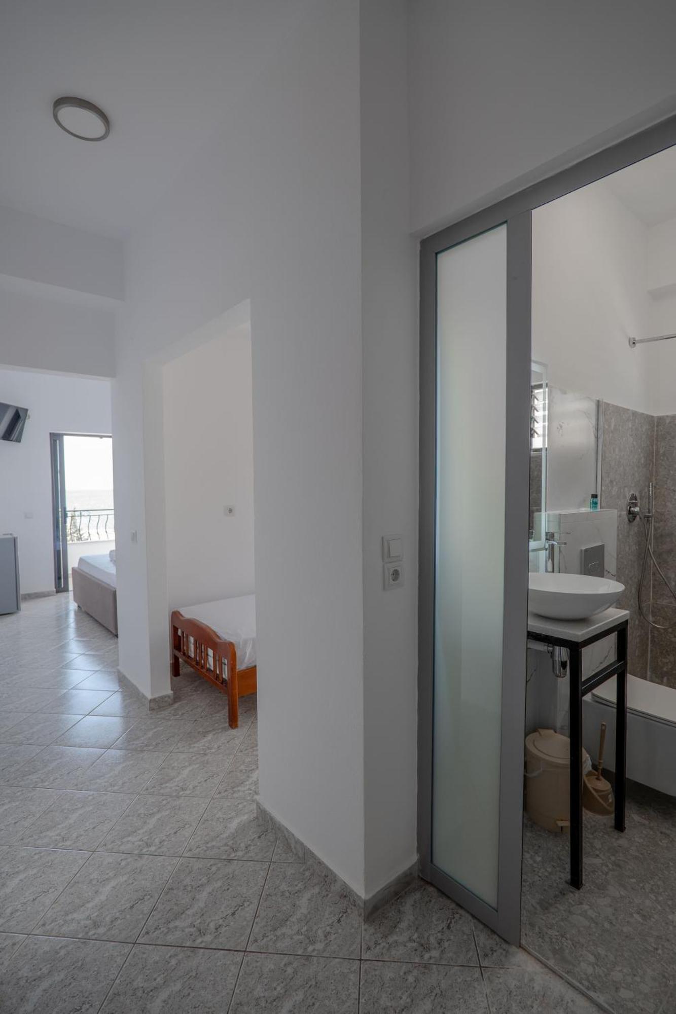 Sunset Aparthotel Sarandë 외부 사진